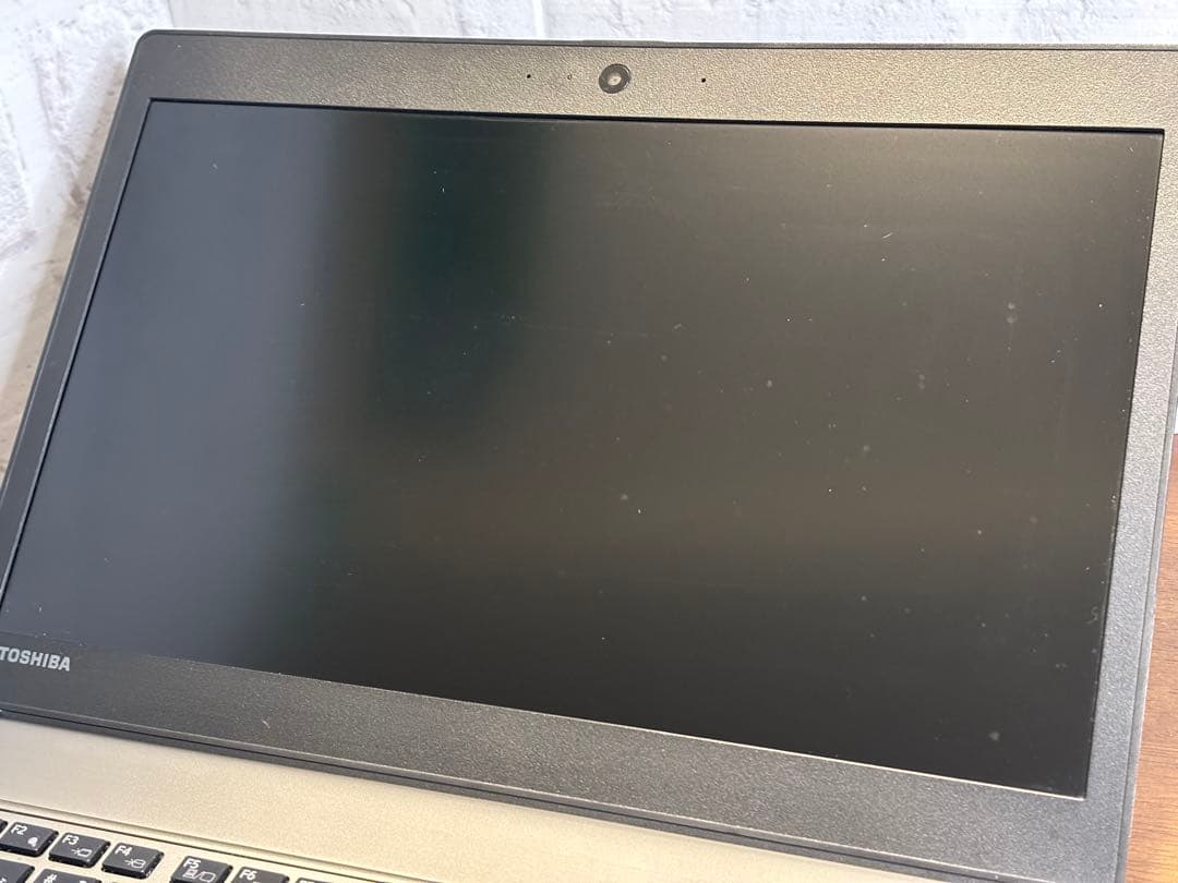 dynabook R63 i5-8250U 8GB SSD256GB AC補強済