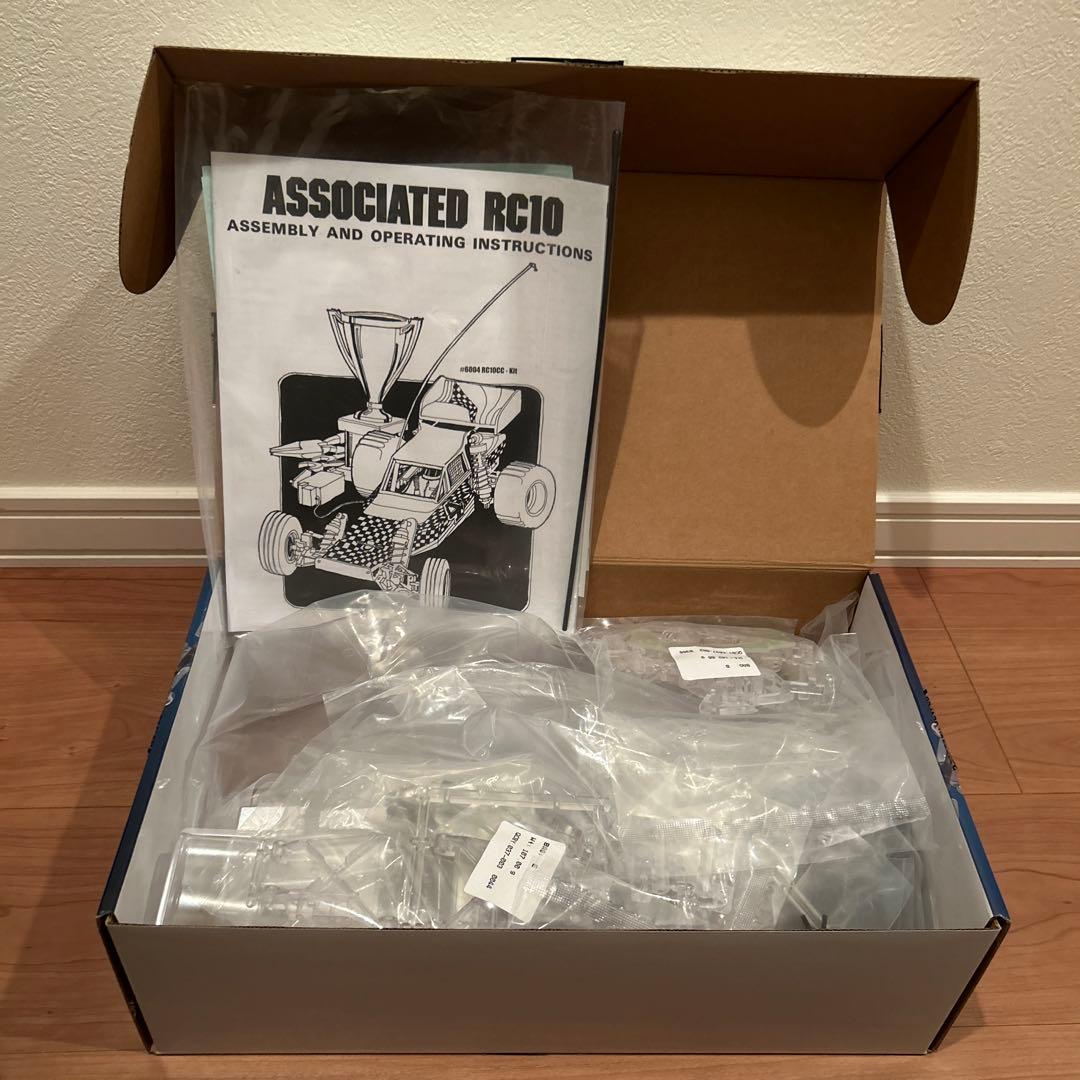 RC10CC クラシック　クリアエディション　アソシエイテッド