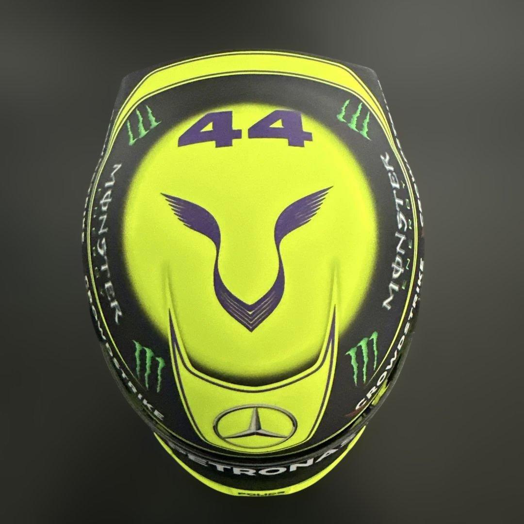 F1 ルイスハミルトン選手 2022 1/2 ヘルメット