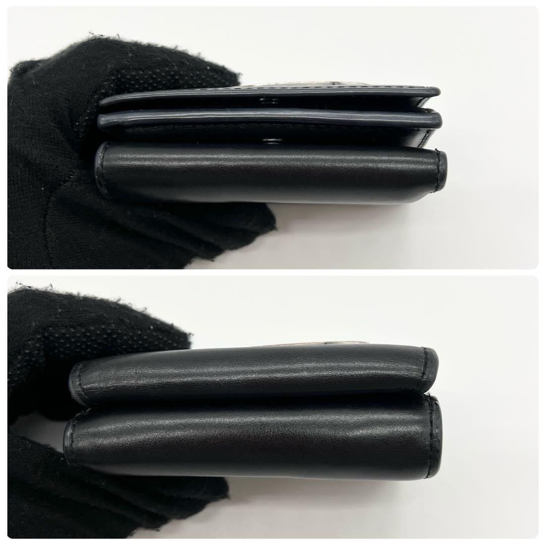 近年モデル✨DIESEL　三つ折り財布　Dロゴ　レザー　ブラック　コンパクト