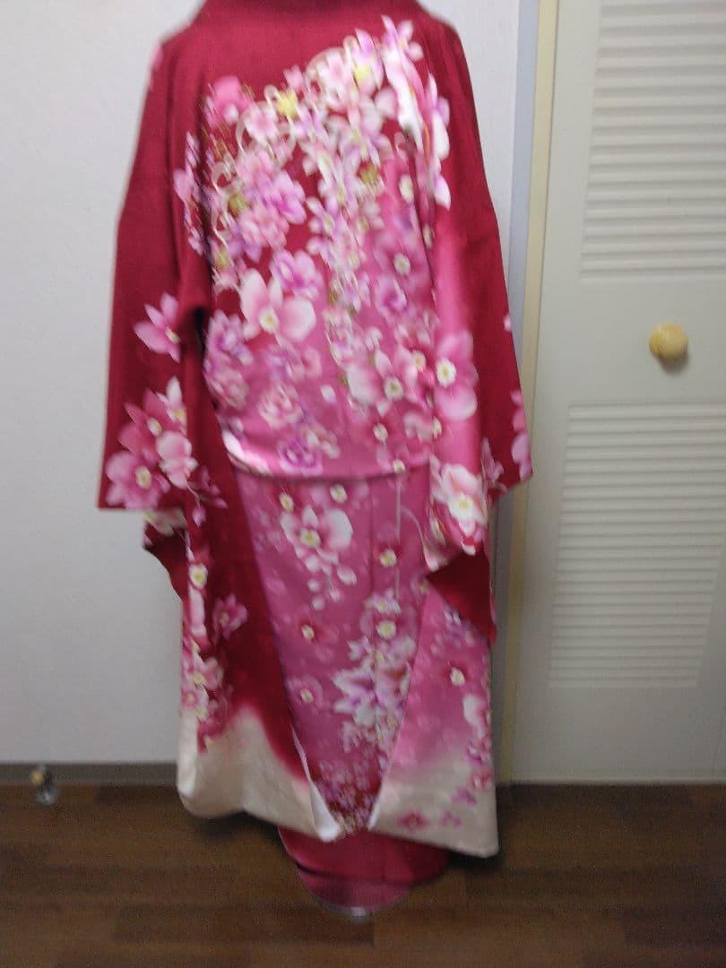 赤い花柄振袖正絹