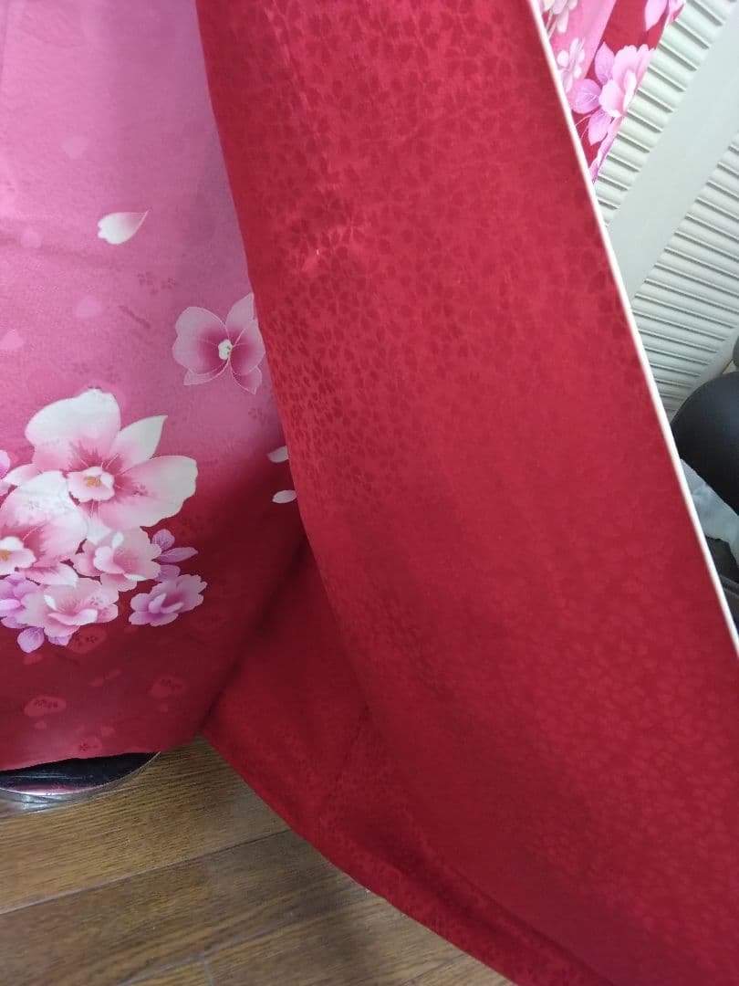 赤い花柄振袖正絹