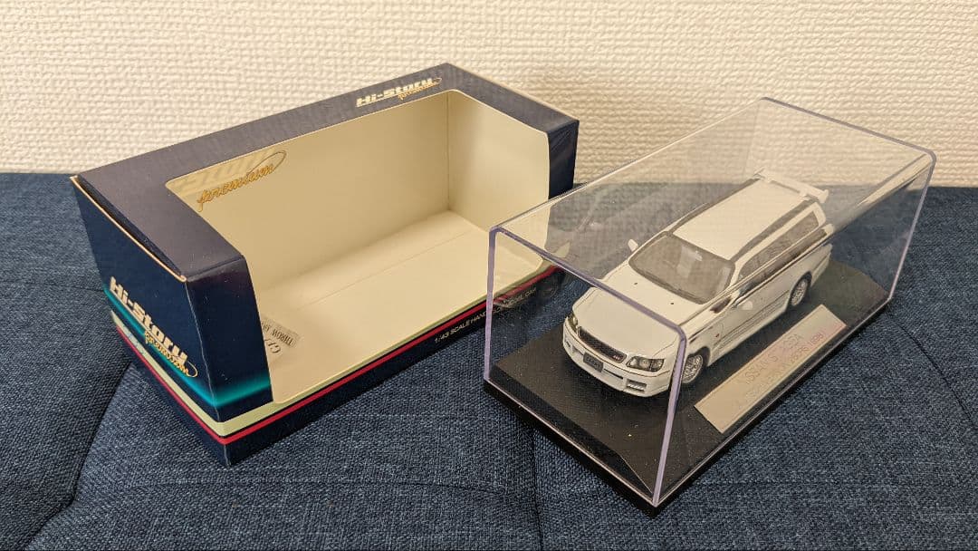 日産ステージア　ミニカー