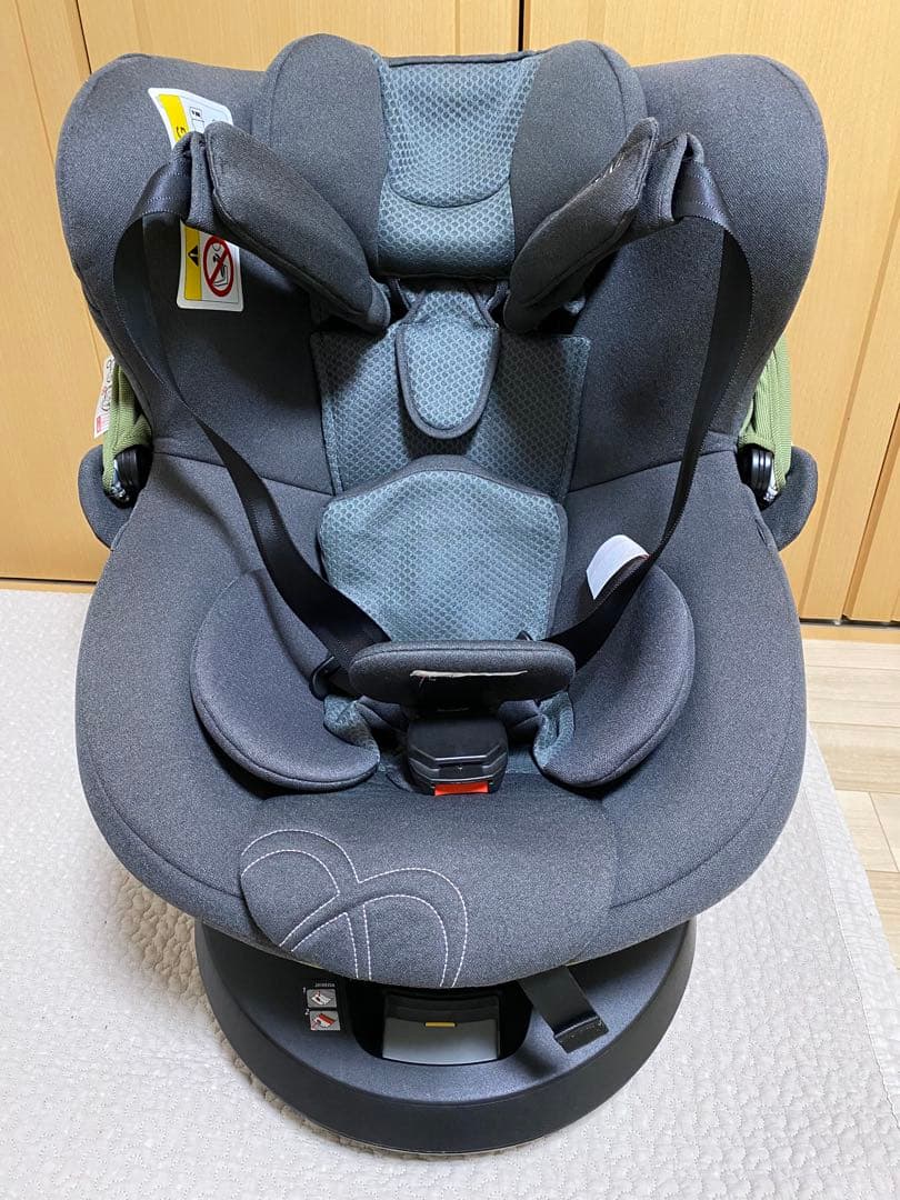 美品　エールべべ クルット5 qui チャイルドシート isofix対応