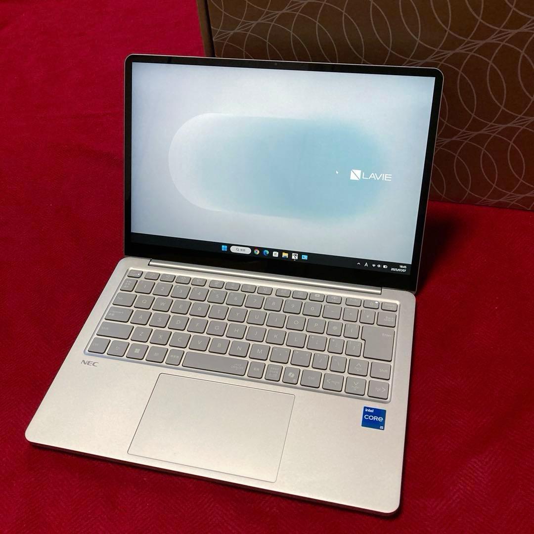 NEC LAVIE SOL シルバー ノートパソコン