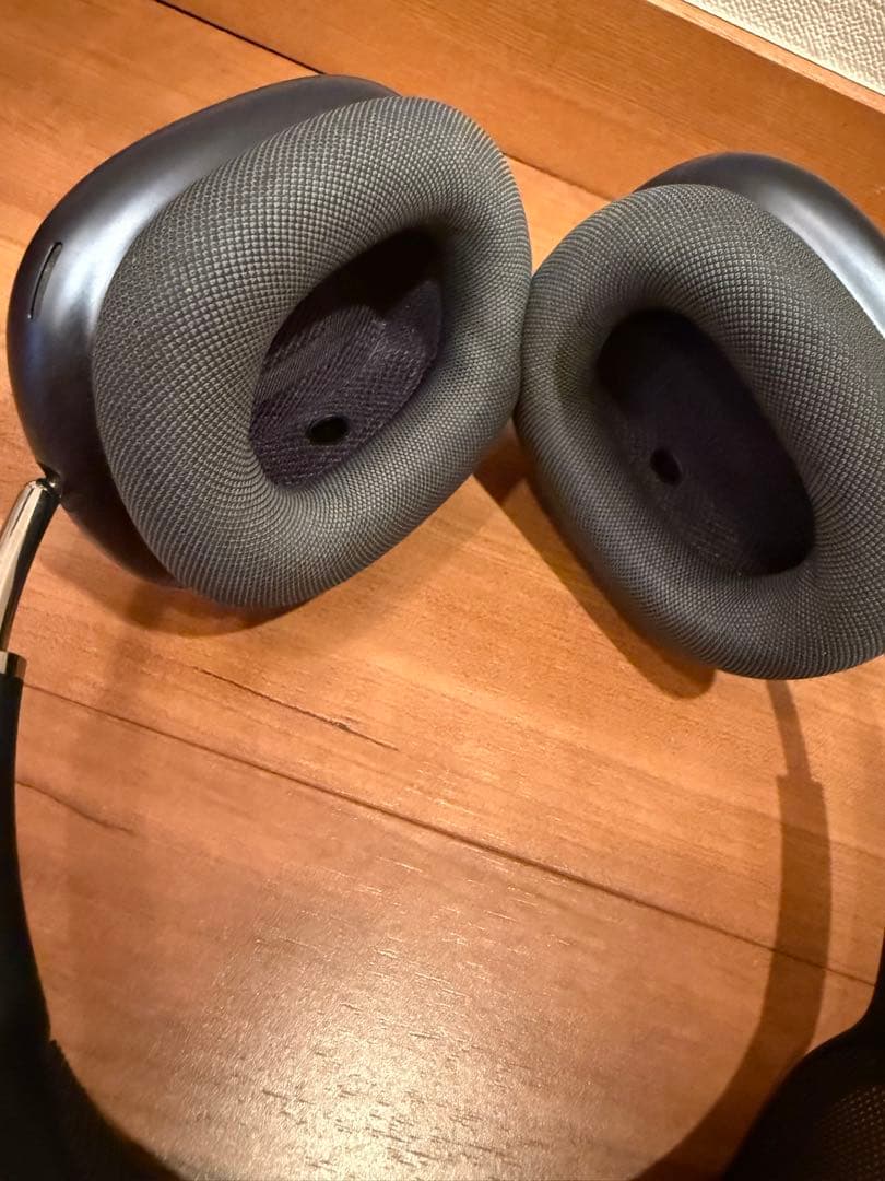 ヘッドホン AirPods Max