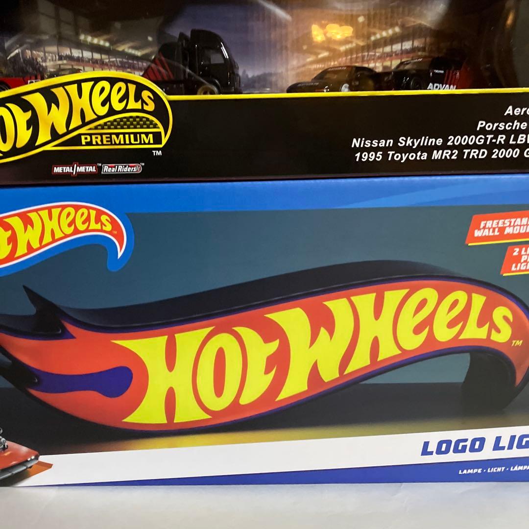 ホットウィール⭐️ロゴライト⚡️プレミアムADVANレーシング✨共に新品❗️2セット‼️