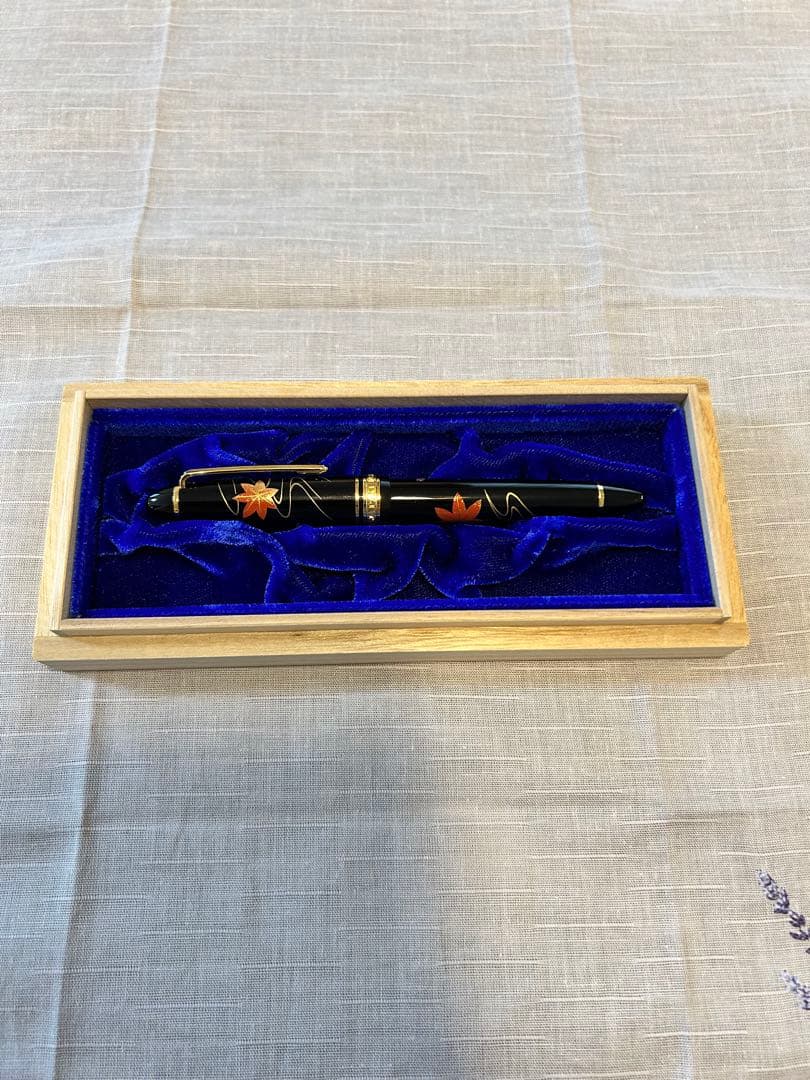セーラー万年筆　プロフィット 蒔絵万年筆 もみじ 中字