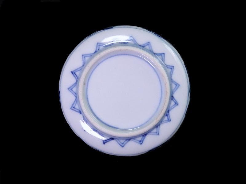 大聖寺伊万里　金襴手　毘沙門亀甲紋に花の図　豆皿　D497AS-CTf