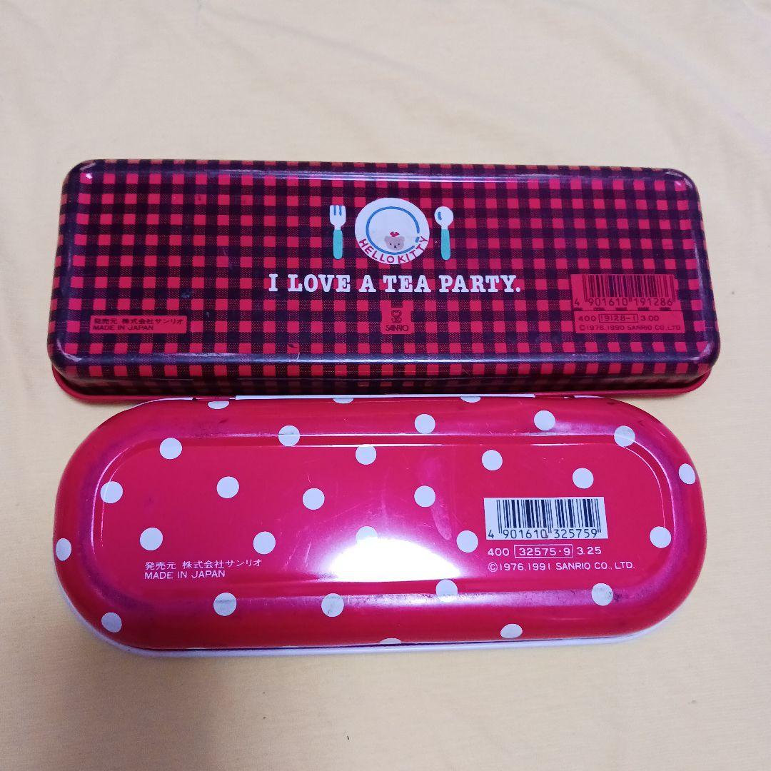 キティ　ハローキティ　缶ケース　筆箱　hello kitty 　サンリオ　レトロ