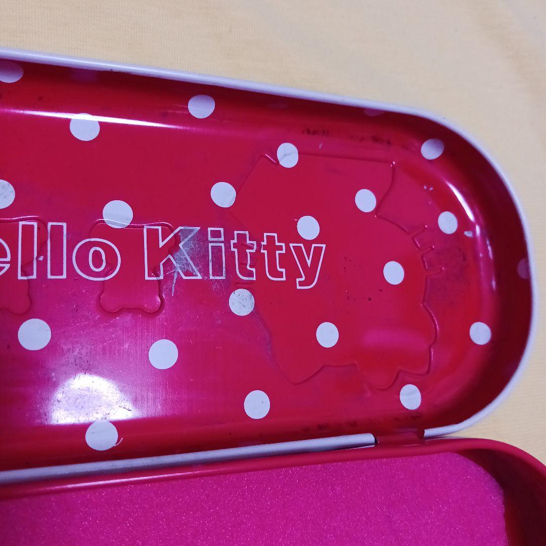 キティ　ハローキティ　缶ケース　筆箱　hello kitty 　サンリオ　レトロ