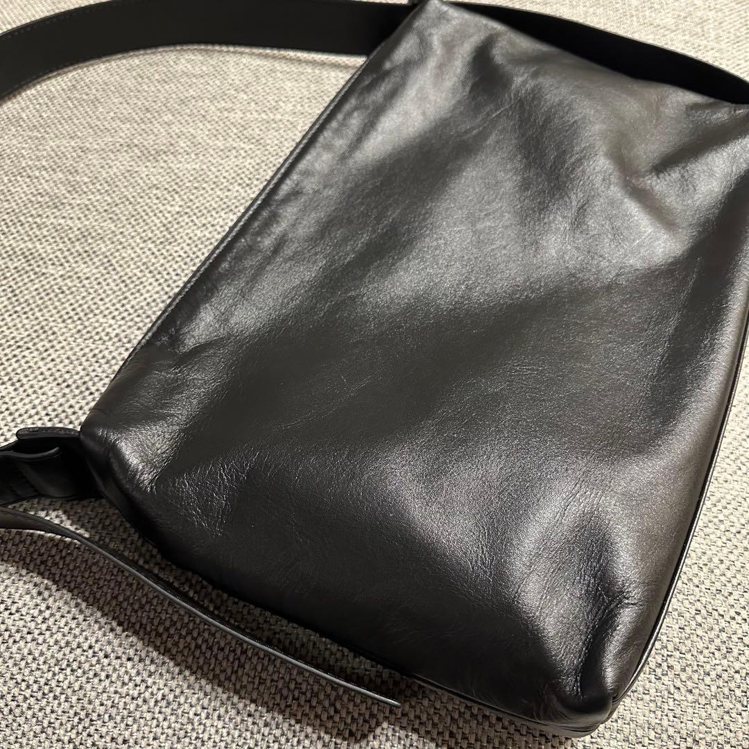 ear PAPILLONNER本革 ショルダーバッグ