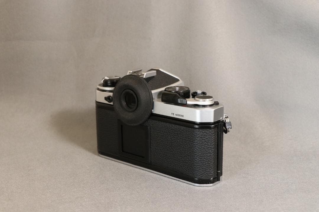 NIKON FE銀ボディ