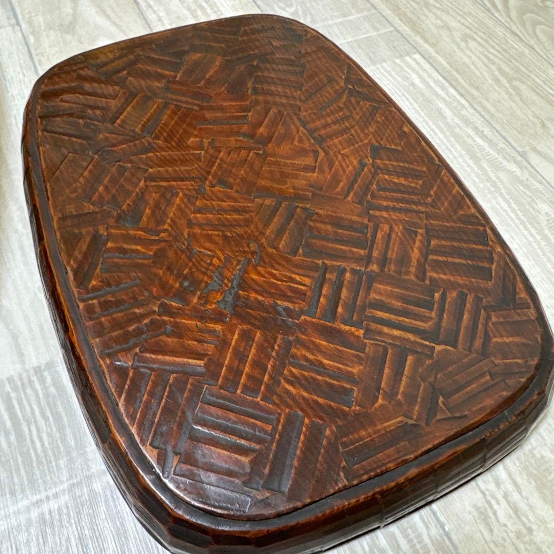 【貴重品】松　一木彫り　茶櫃