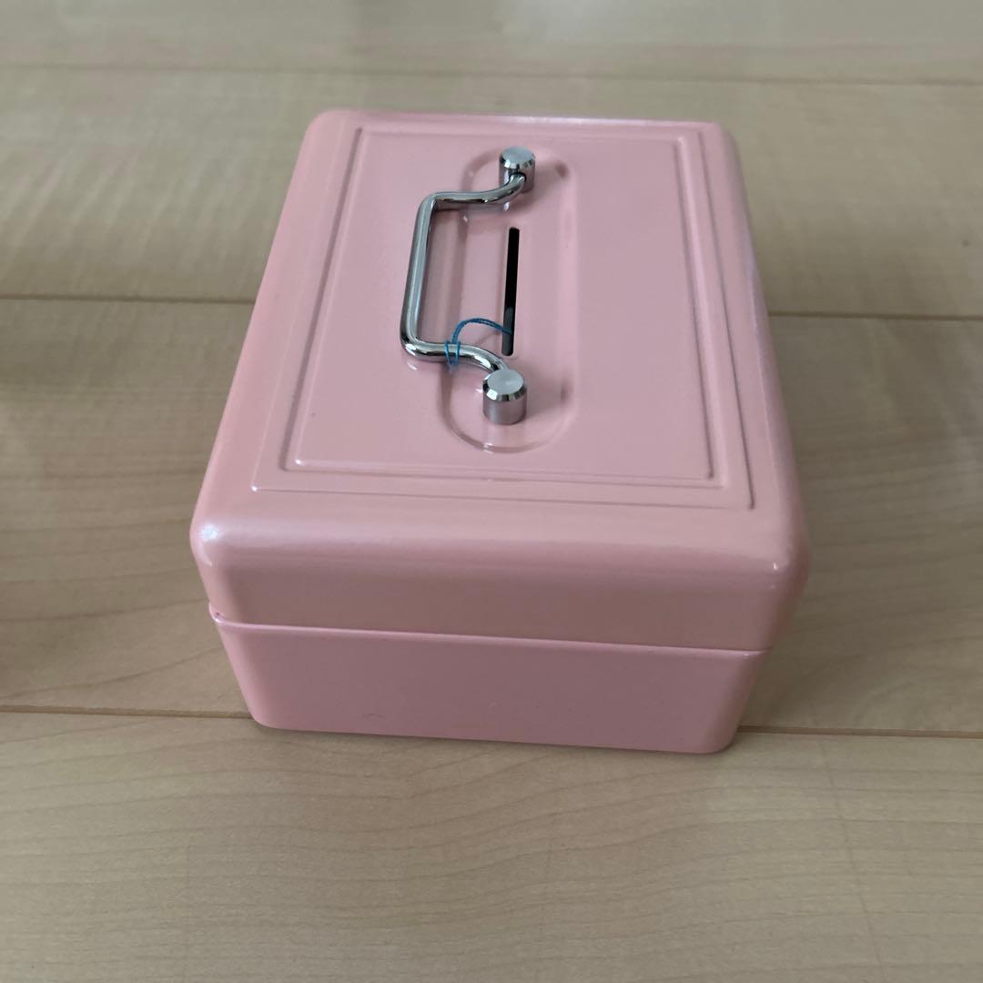 ハローキティ 希少 鍵付き金庫 手提げ金庫 ピンク 1999年 新品未使用