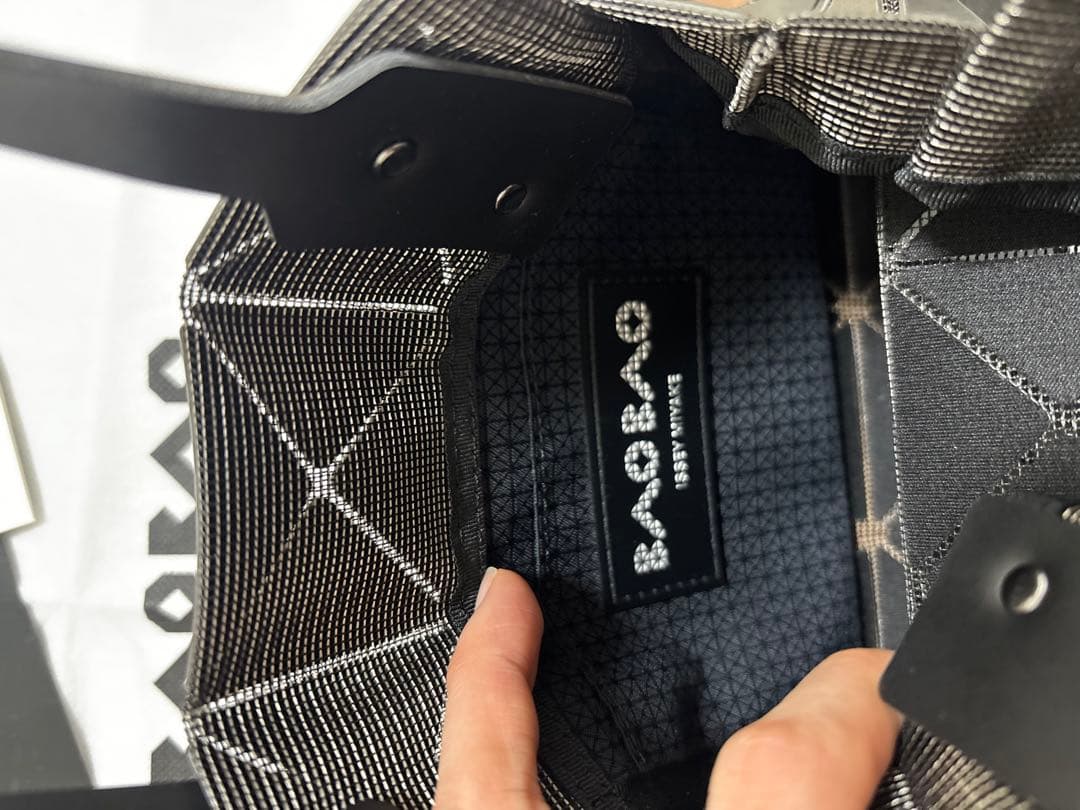 BAO BAO ISSEY MIYAKE CARAT ガンメタル