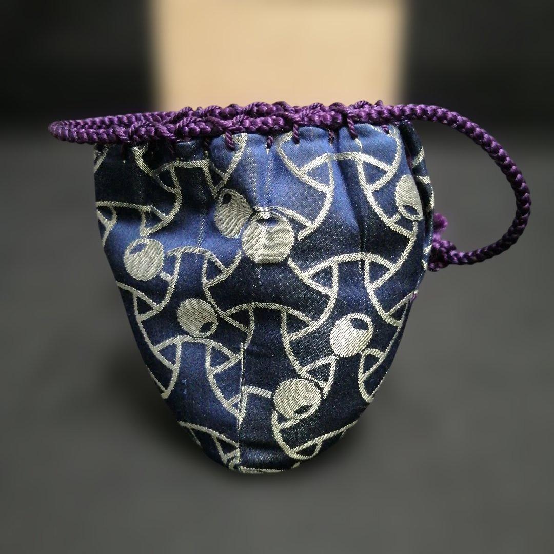 茶道具　肩衝茶入　桶谷定一作　独楽繋仕覆　共箱付き