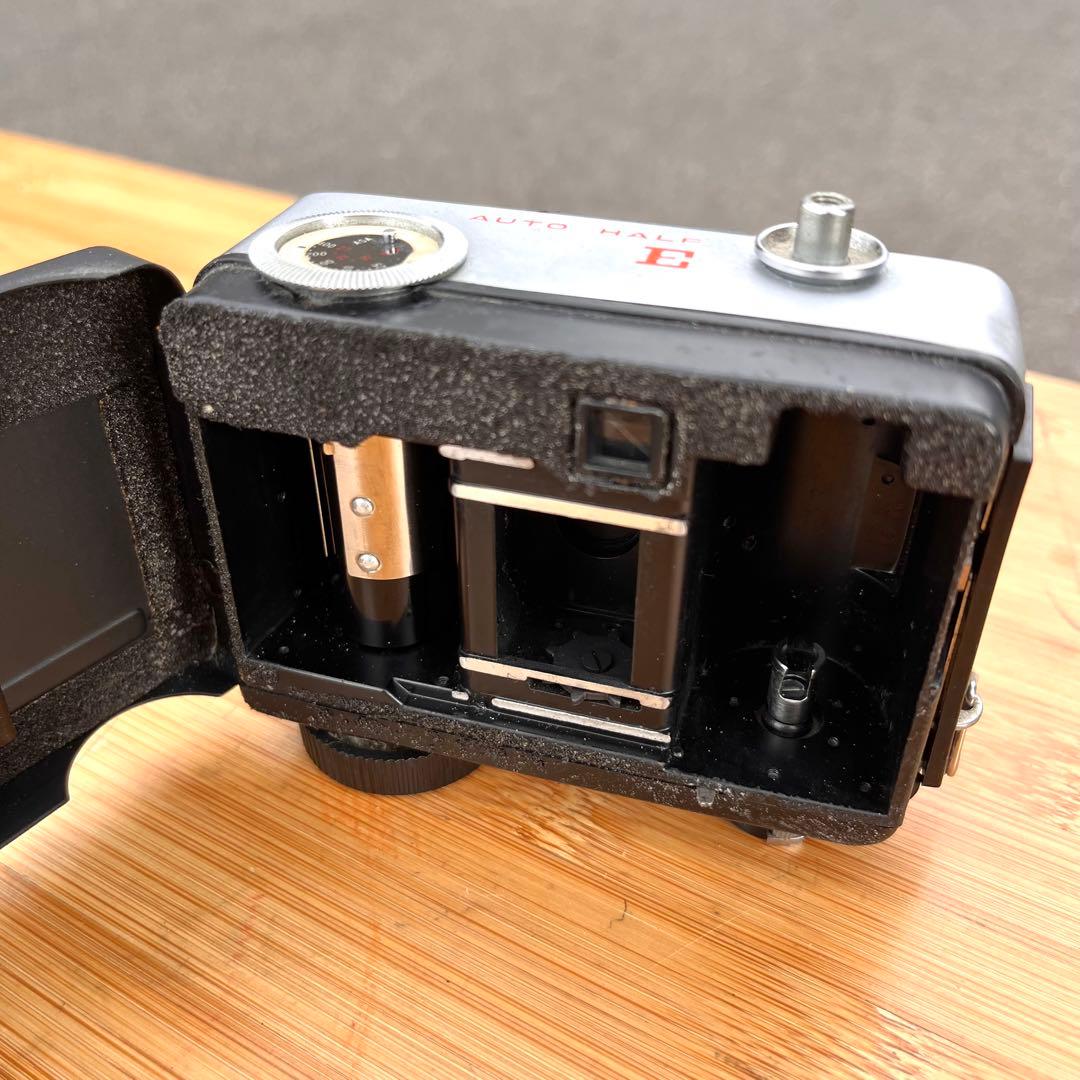 Ricoh Auto Half コンパクトフィルムカメラ　イエロー