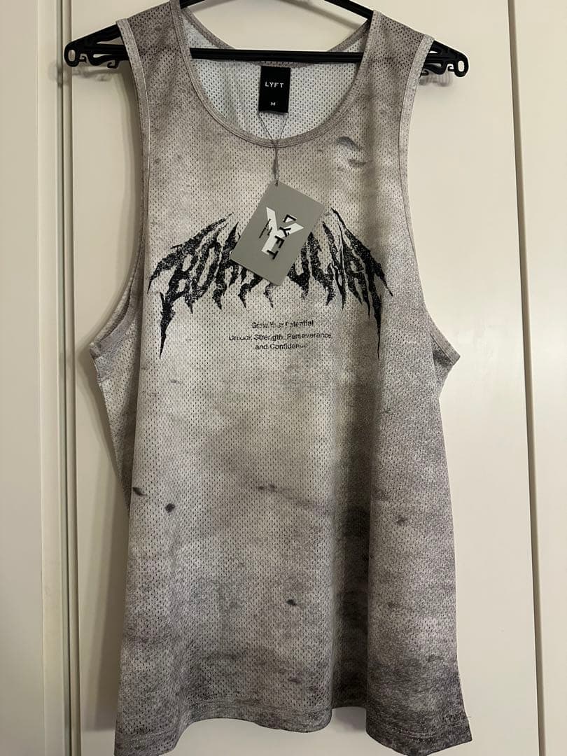 【新品未使用】LYFT デスメタルロゴヴィンテージメタルタンクトップ アイボリー