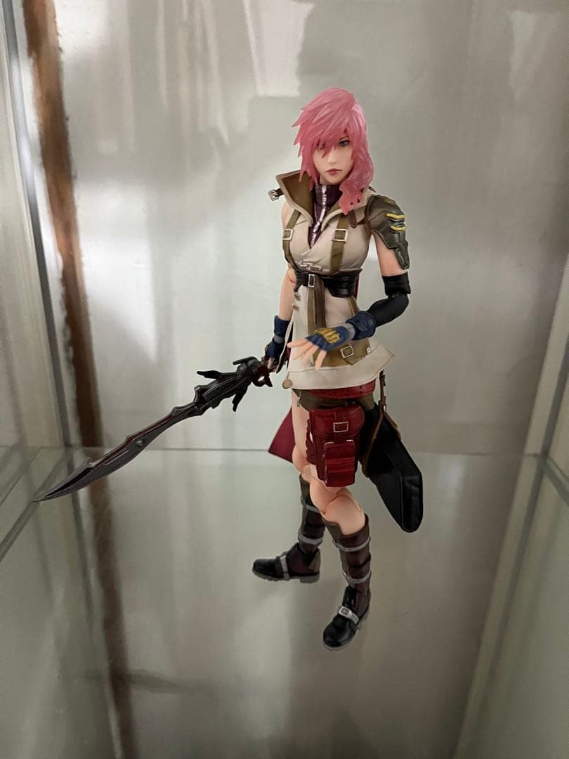 FINAL FANTASY ライトニング Play Arts改