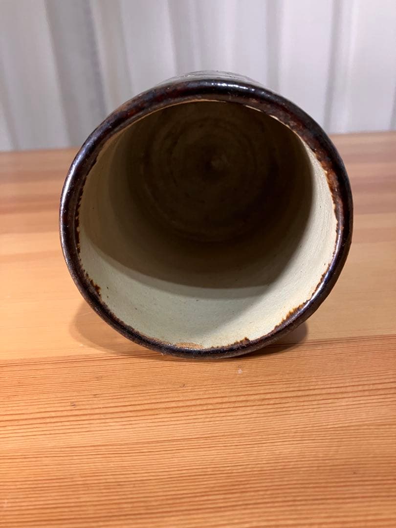 琉球　沖縄　壺屋焼　【故】金城次郎　湯呑　茶器　やちむん　ヤチムン　希少