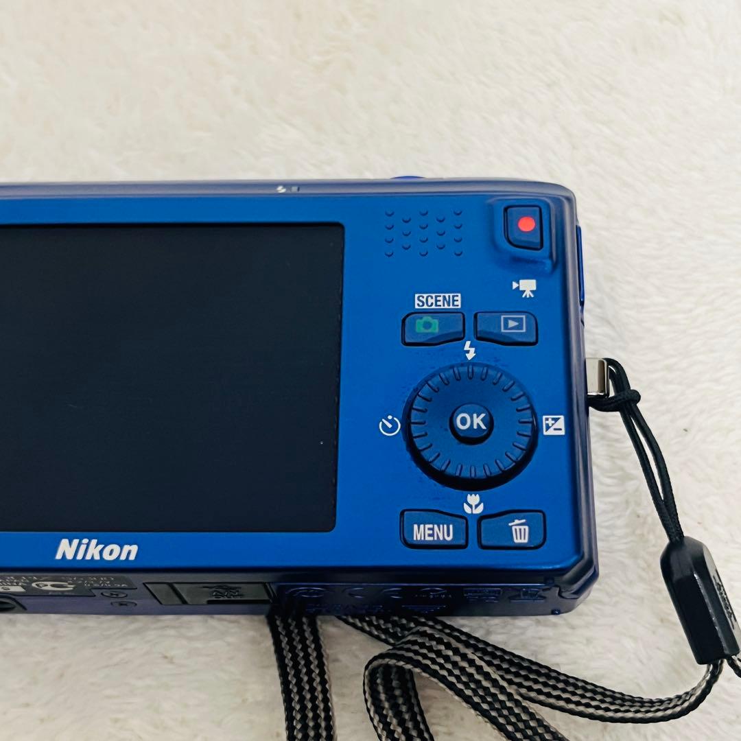 極美品　Nikon COOLPIX クールピクス S6300 ブルー デジカメ