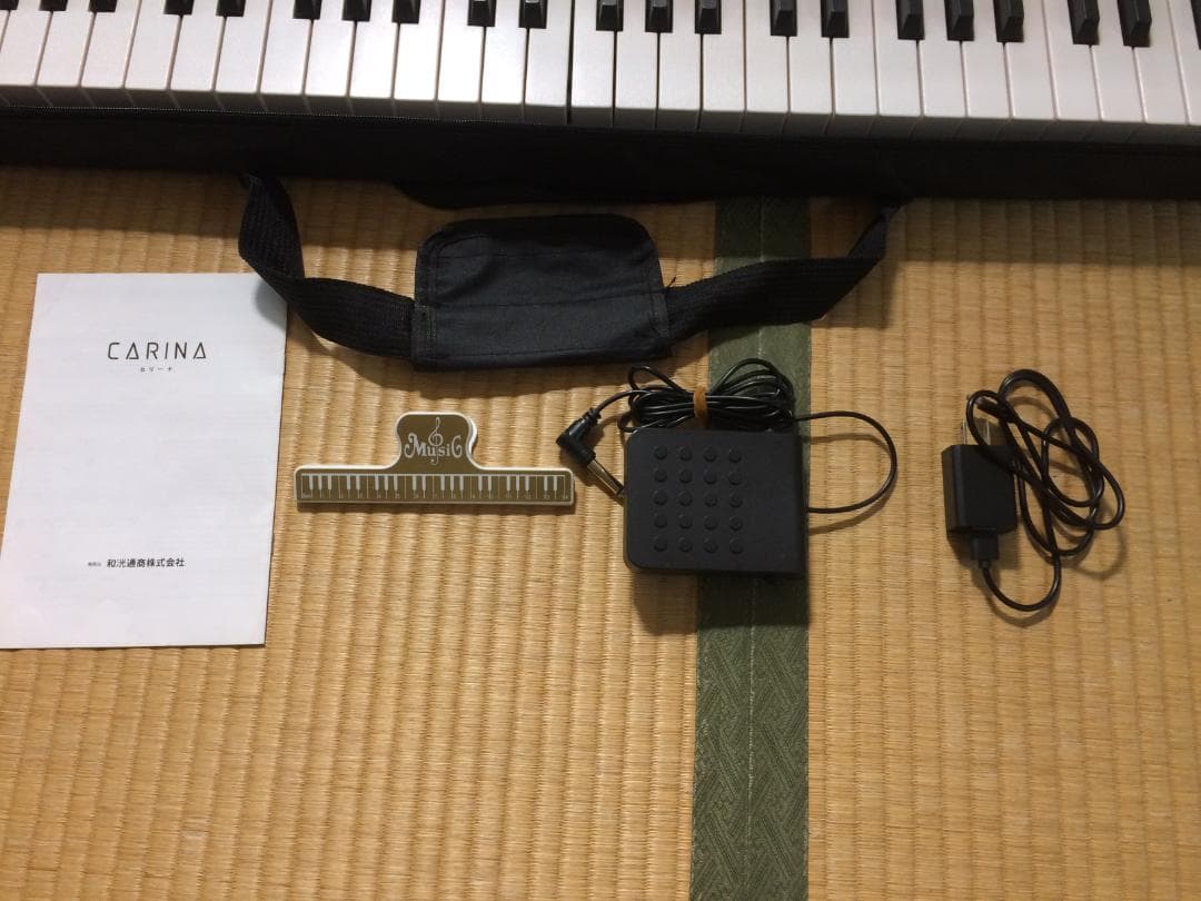 電子ピアノ　Carina　カリーナ　88鍵盤　キーボード　充電可能　動作確認済み