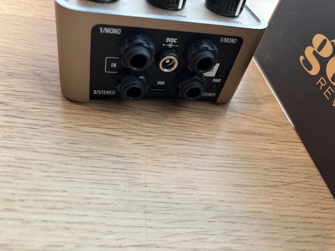 ギター UAFX golden REVERBERATOR Universal Audio