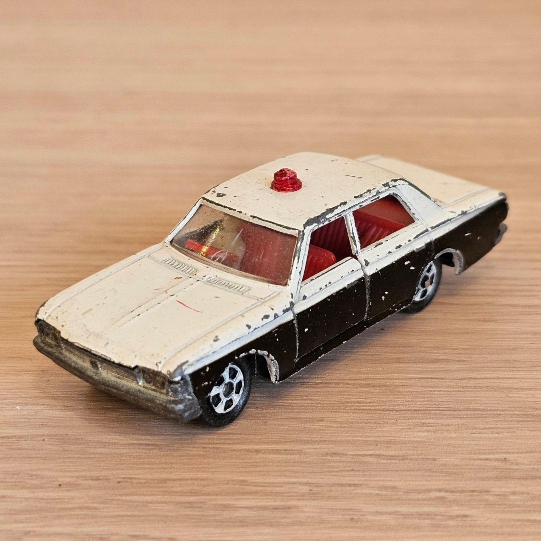 【トミカ】No.4 トヨタ クラウン パトロールカー 1Aホイール 日本製