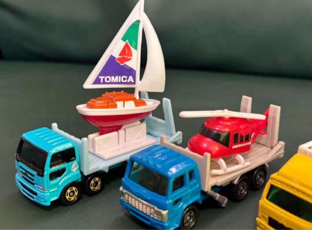 トミカ ゆかいなトレーラーセットなど 9台セット