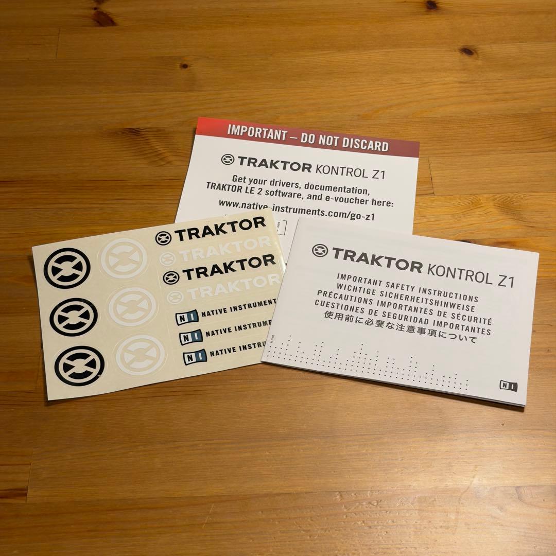 TRAKTOR KONTROL Z1 DJコントローラー