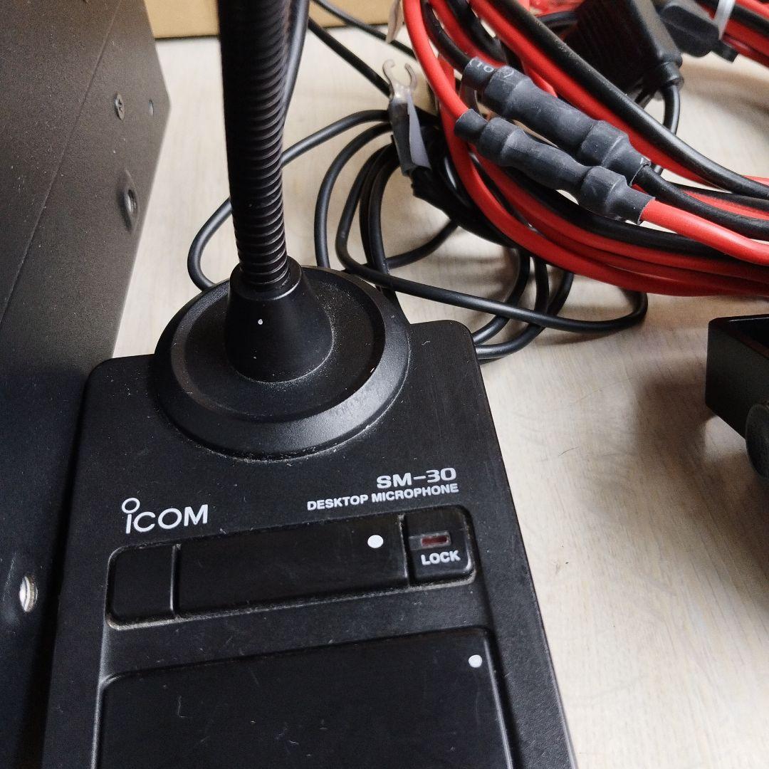 icom HF/50MHz トランシーバー IC-7300M＆マイク 分配器