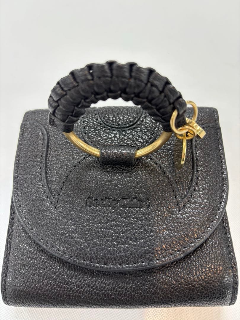 See By Chloeの財布　三つ折り　新品　同様 レザー シーバイクロエ