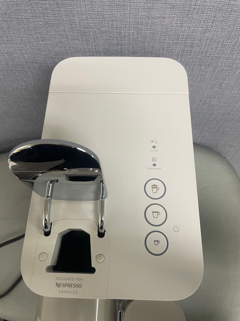 Nespresso カプセル式コーヒーメーカー