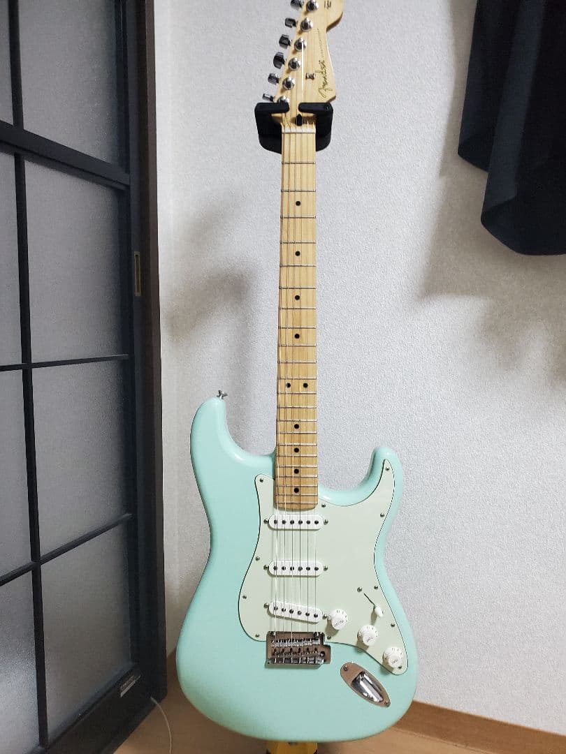 Fender Limited Player ストラトキャスター