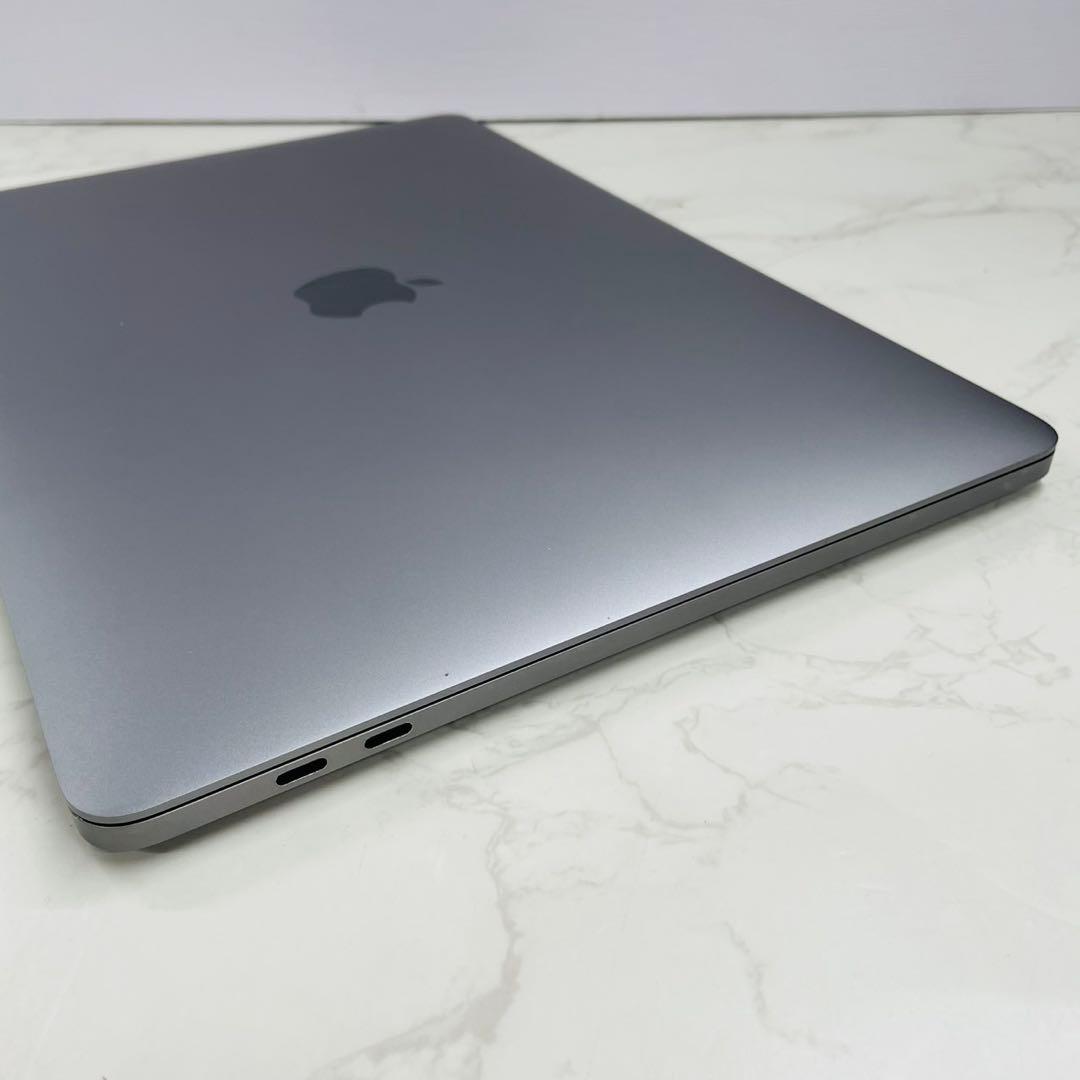 MacBook Pro 13インチ 2019 i5 8GB 256GB