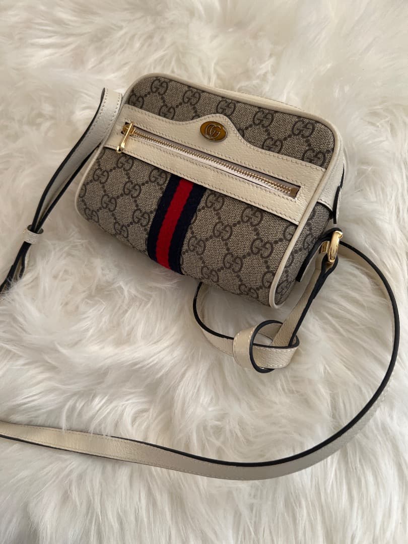 グッチノベルティショルダーバック