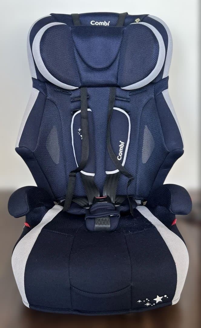 Combiコンビ　ジュニアシート　ジョイトリップ　エッグショック