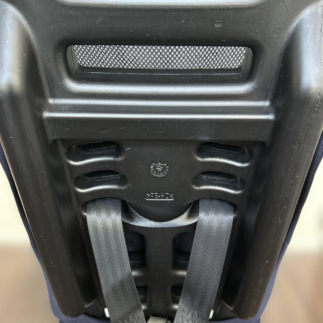 Combiコンビ　ジュニアシート　ジョイトリップ　エッグショック