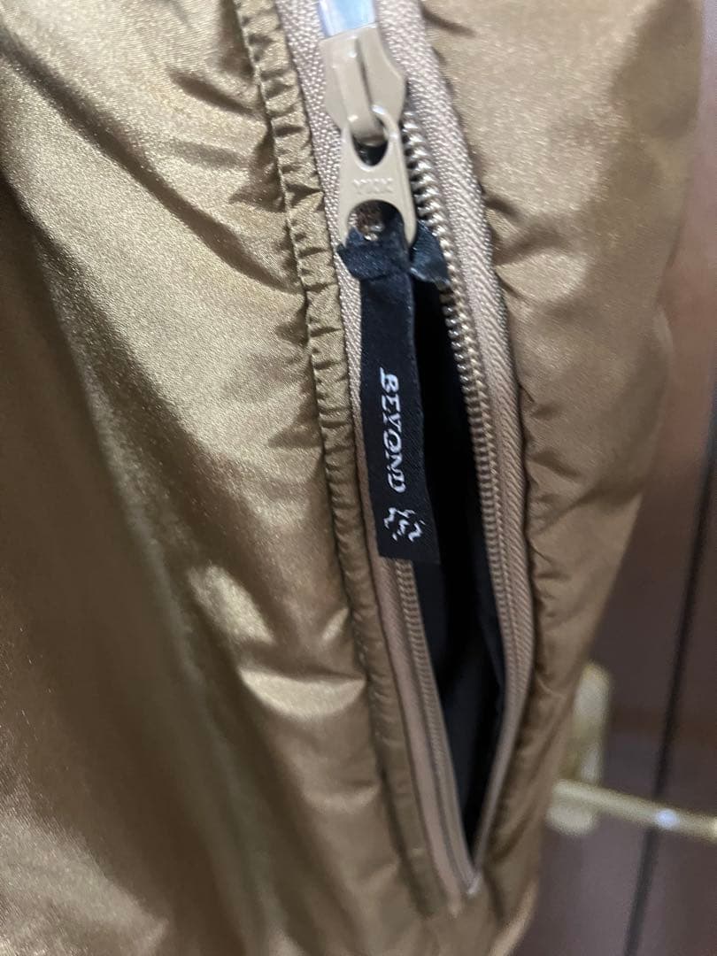 BEYOND CLOTHING製　LEVEL7 ベストジャケット　コヨーテ　XS