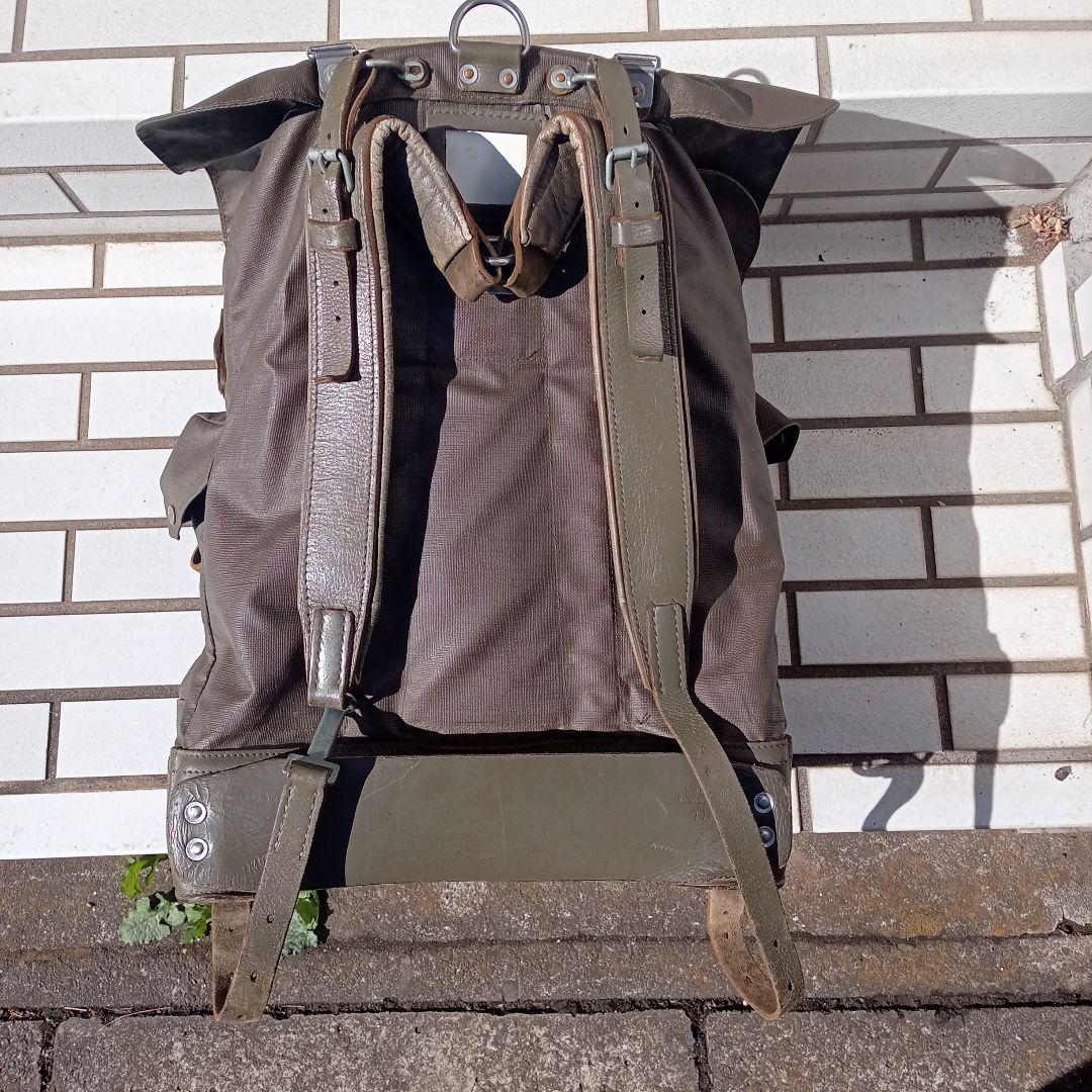スイス軍　山岳部隊用　大型バックパック　１９７７年製ビンテージ　状態良品！