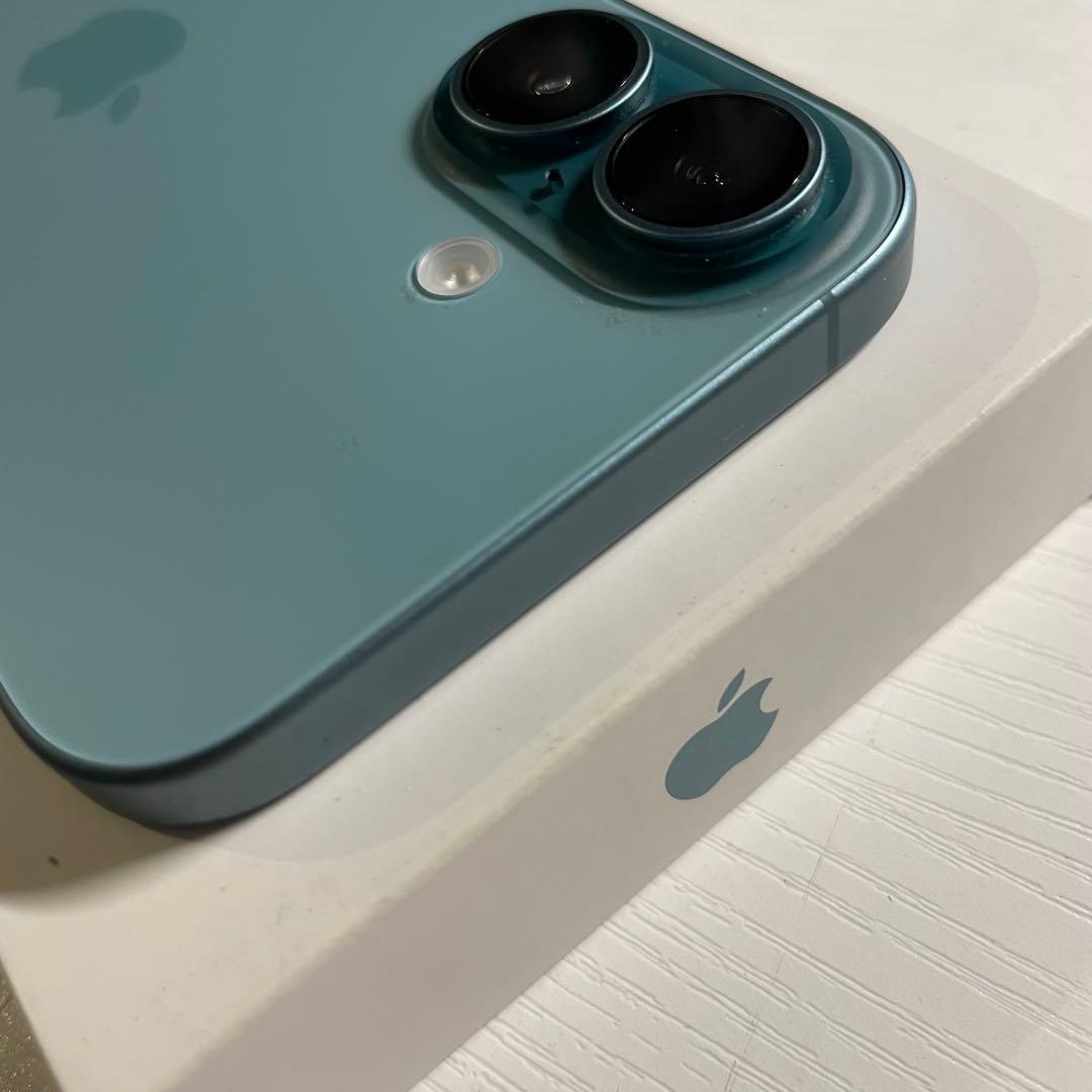 iPhone16 128GB ティール SIMフリー 美品