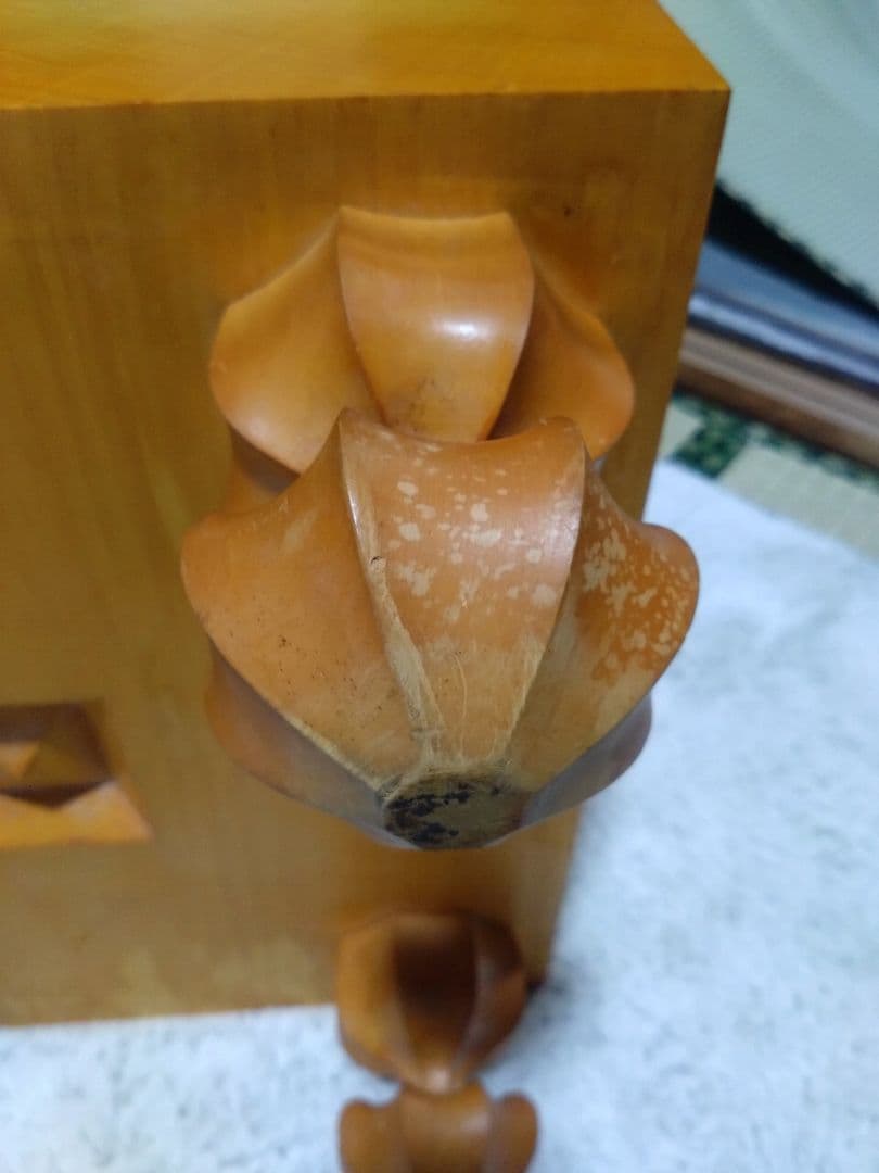 d*3様 国産本榧　碁盤　8寸　足つき　ヘソあり