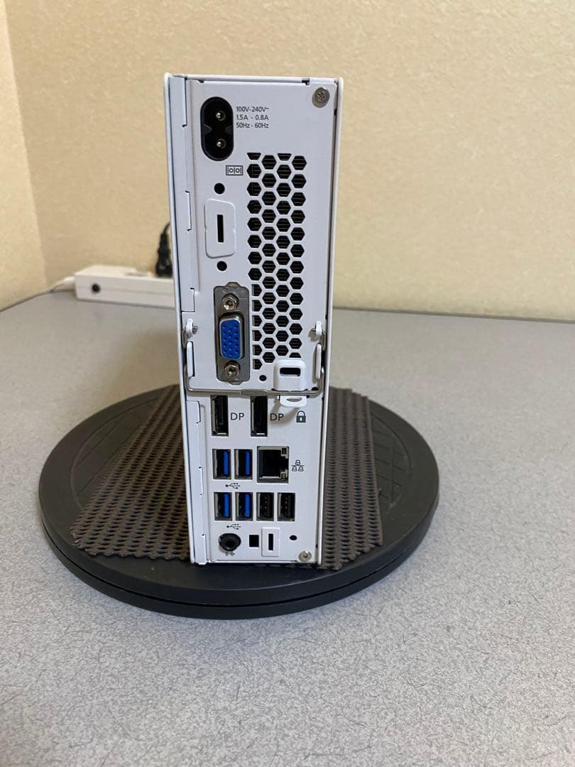 富士通ESPRIMO Q7010/EW i5-10500T 16GB 256GB