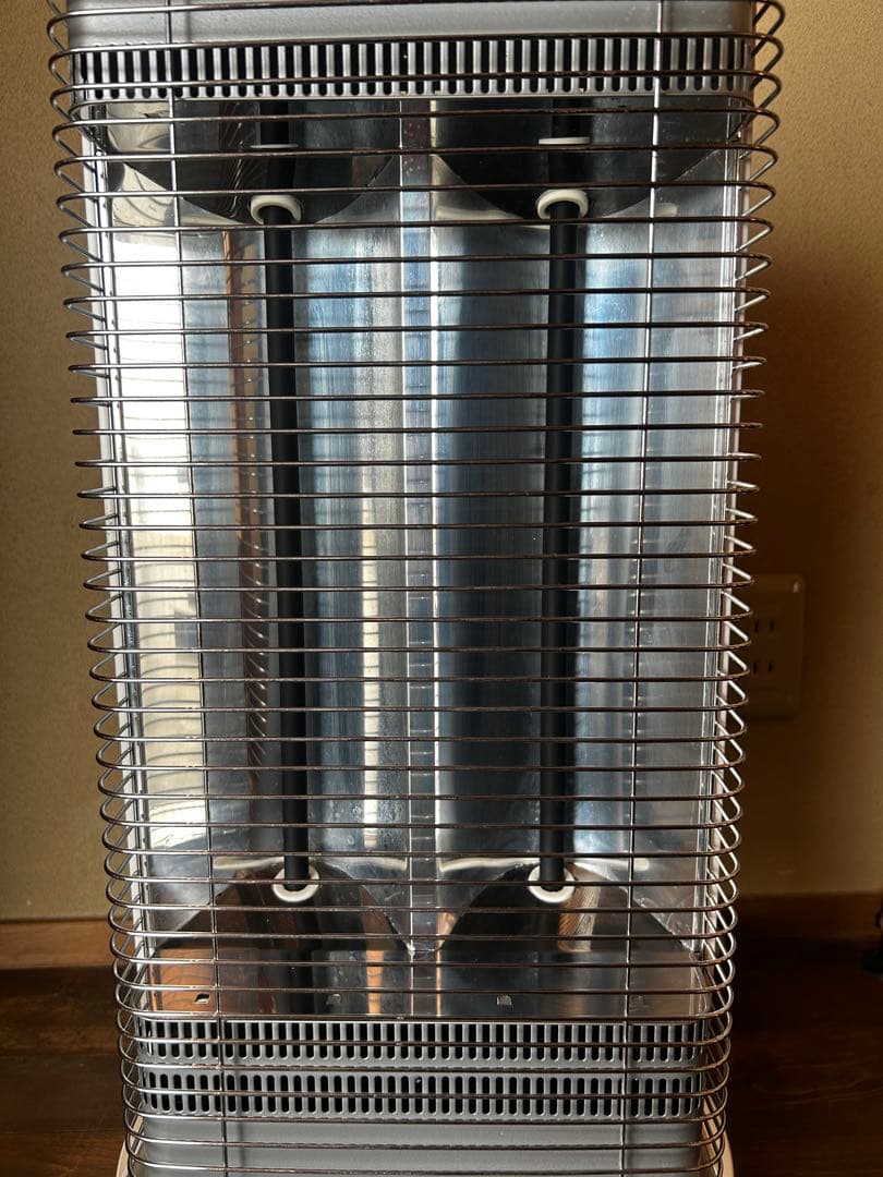 DAIKIN ダイキン ERFT11XS-W 遠赤外線ヒーター　20年製