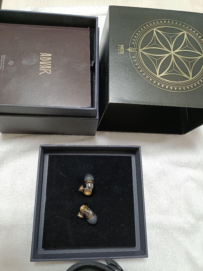 MEZE AUDIO ADVAR 有線イヤホン　純正バランスケーブルつき