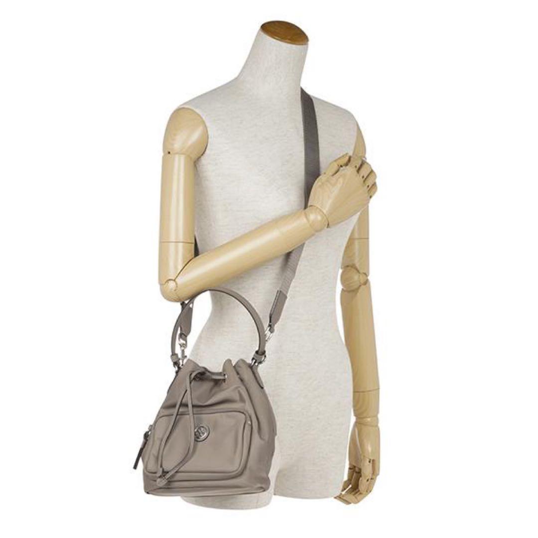 【未使用】トリーバーチ ナイロン巾着2WAYバッグ グレージュ