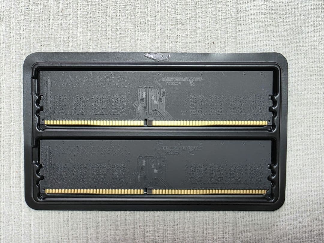 メモリー ELITE DDR4-3200 8GBx2