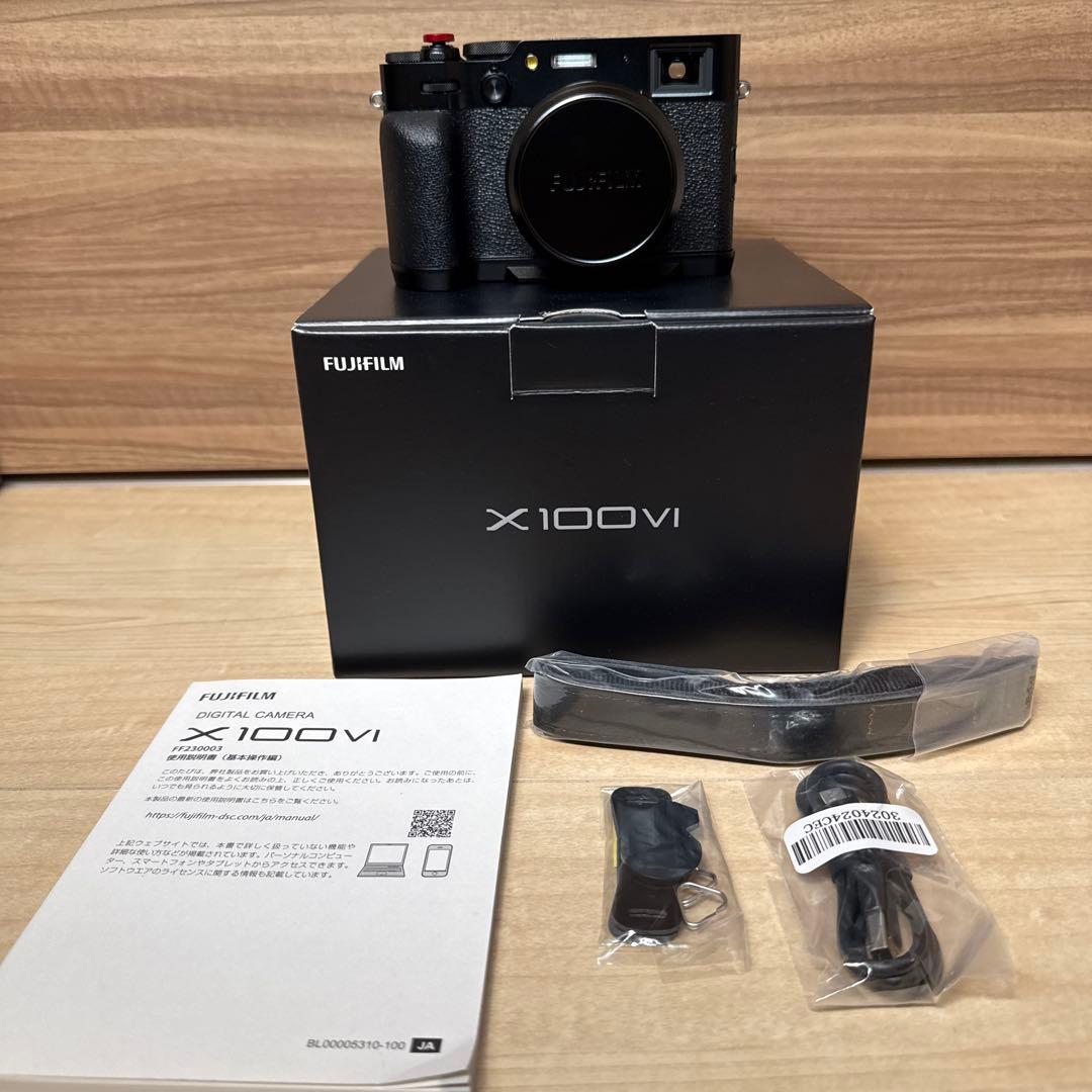 Fujifilm X100Ⅵ ブラック　おまけ付き