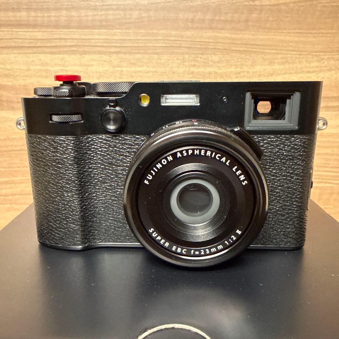Fujifilm X100Ⅵ ブラック　おまけ付き